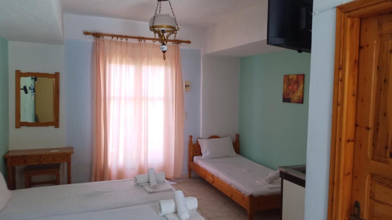 Anessis Cosmos Aparthotel Anaxos Exterior foto